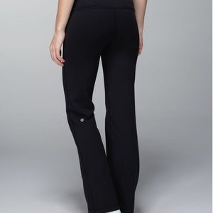 Black Astro Groove yoga pants